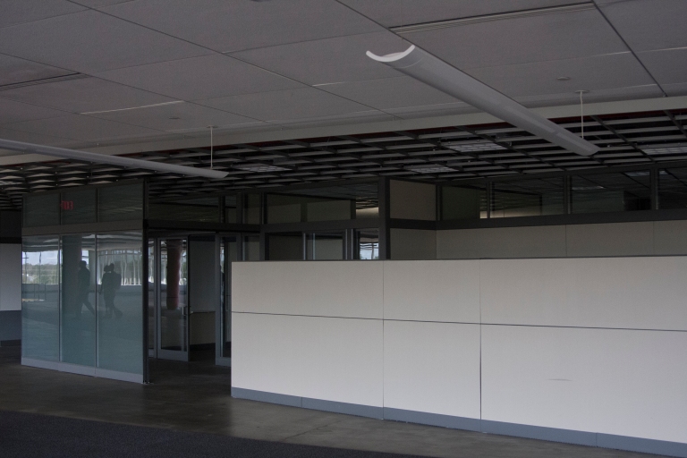 The central space of the middle levels was slightly different and contained multiple conference rooms and offices. For being built in the late 80s, the space was incredibly modern.